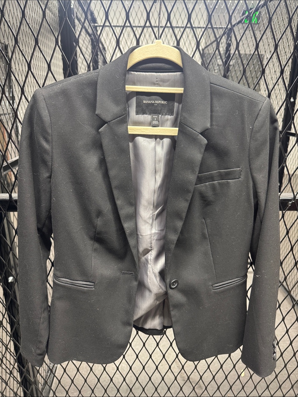 Banana Republic Black Tailored Single-Button Blazer
